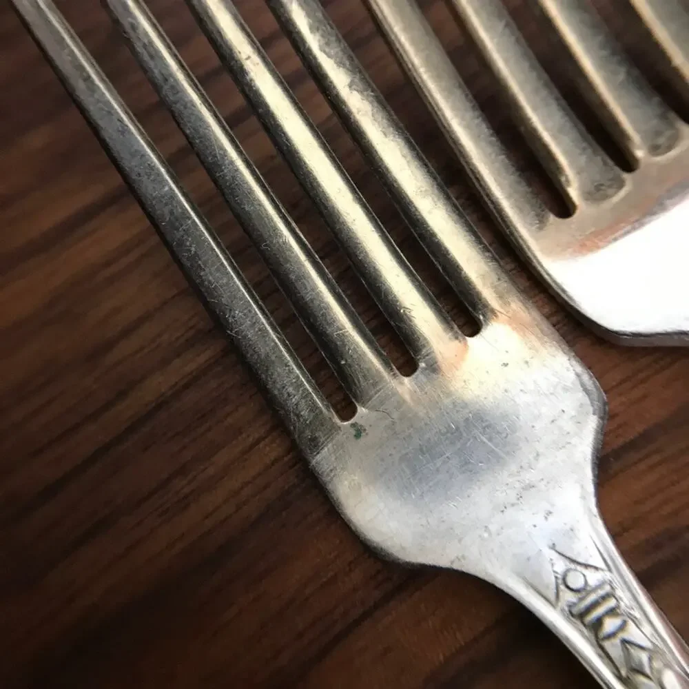 Wm. A. Rogers A1 Plus Oneida Ltd Art Deco Silver Plate Art Deco fork set (10)